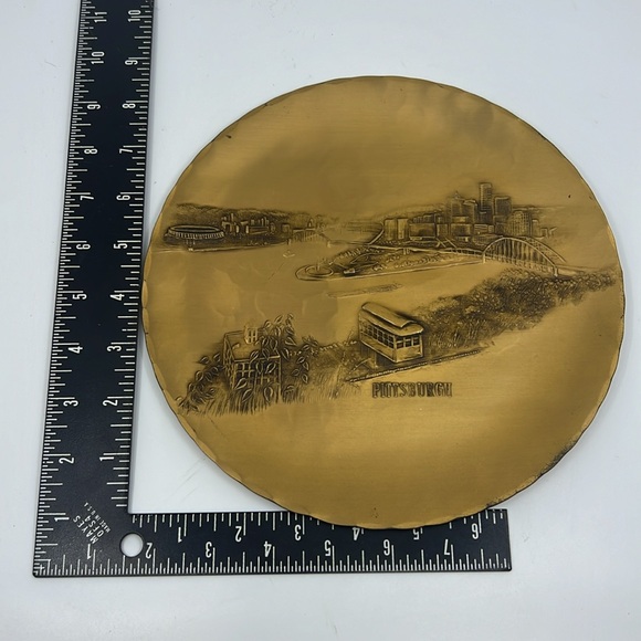 Bronze Pittsburgh Wendell August Forge Round Plate - Picture 2 of 7